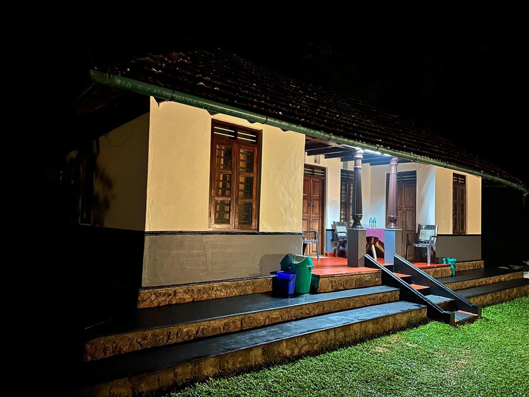 Green Mansion Anaviratty Екстериор снимка